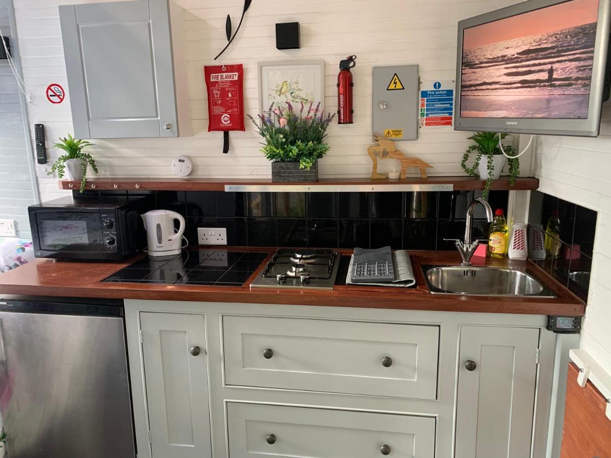 Shepherds Hut Bath Wick  Exteriör bild